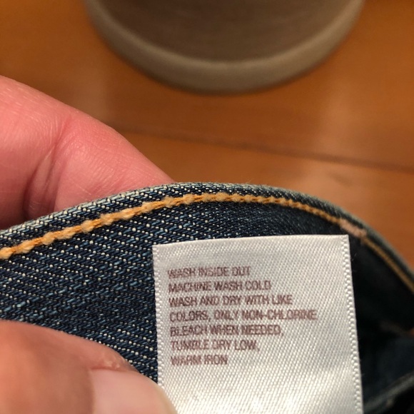 Distressed Frayed-Hem Jean Mini Skirt - Picture 7 of 7